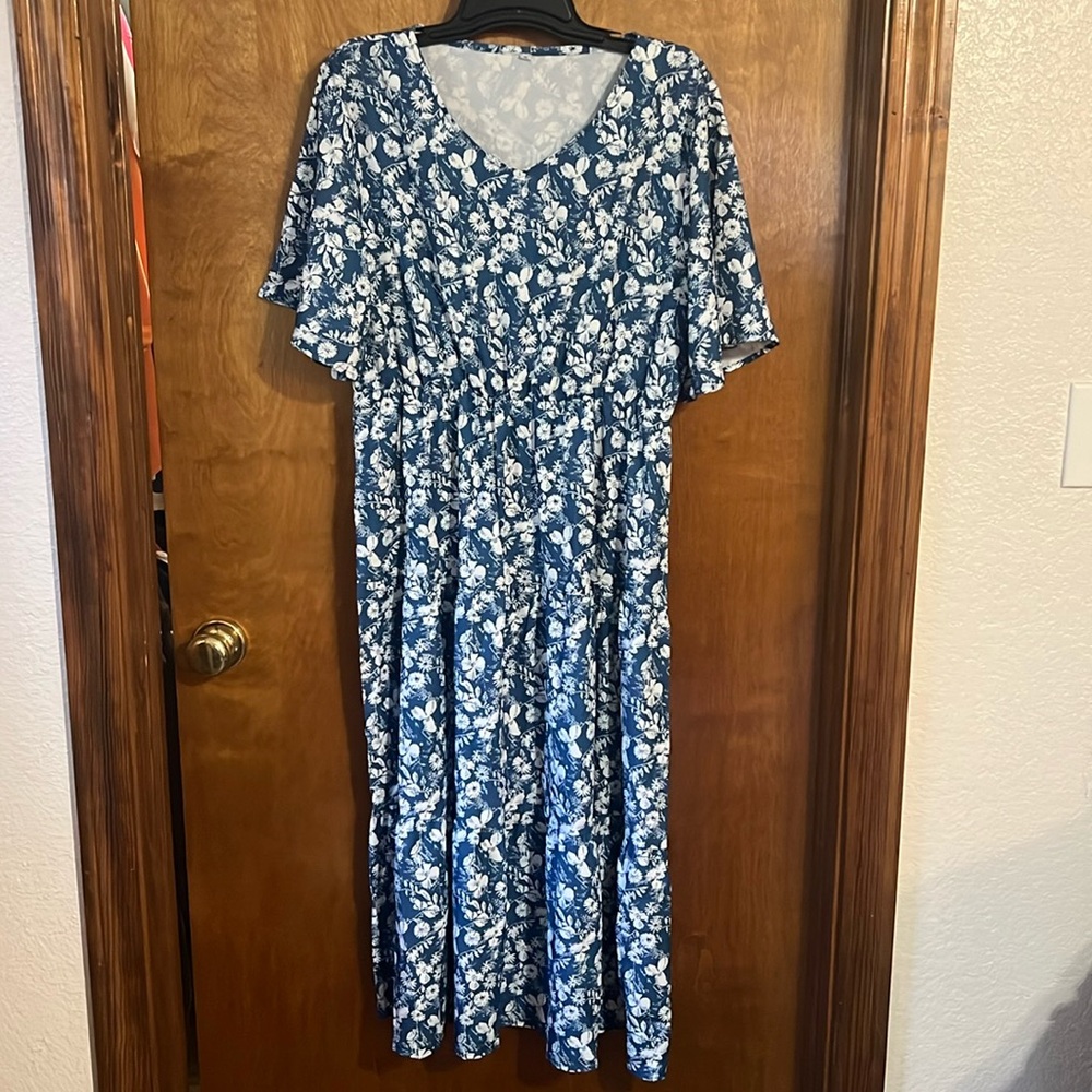 Blue and white flower maxi/ midi dress size XL